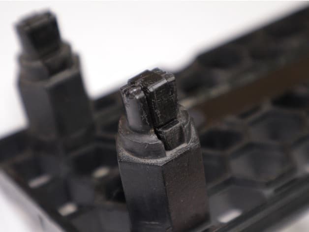 Front-Grille Retaining Clip