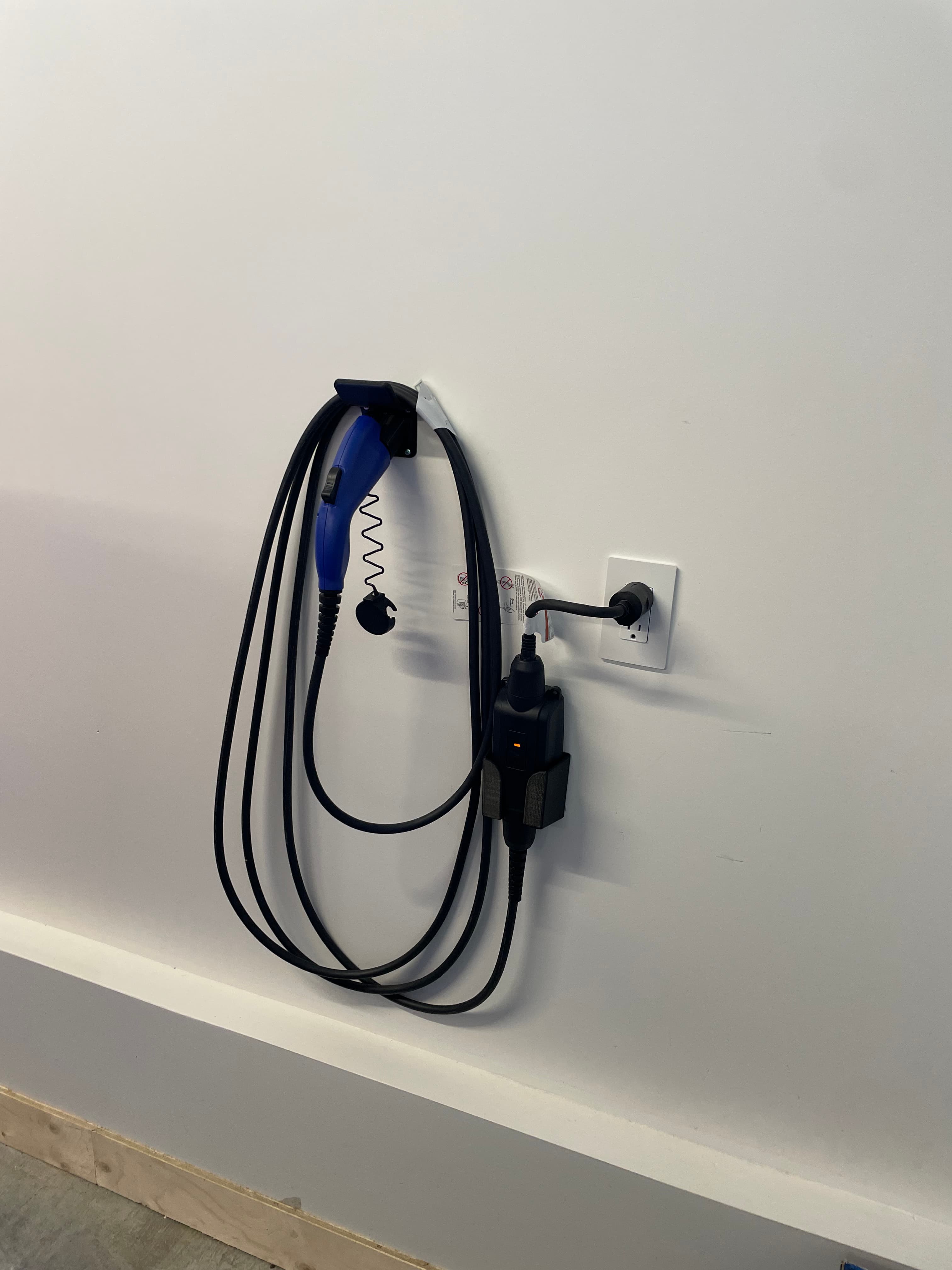 Prime Portable-Charger Wall Support