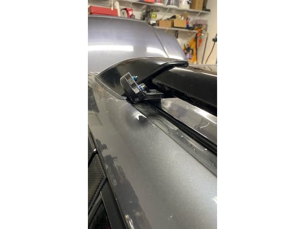 Roof-Rail Auxiliary-Light Mount — image 1 of 2