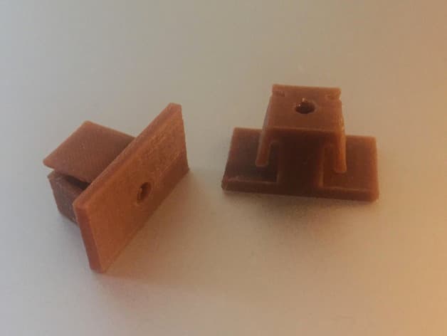 Front-Turn-Signal Retaining Clip