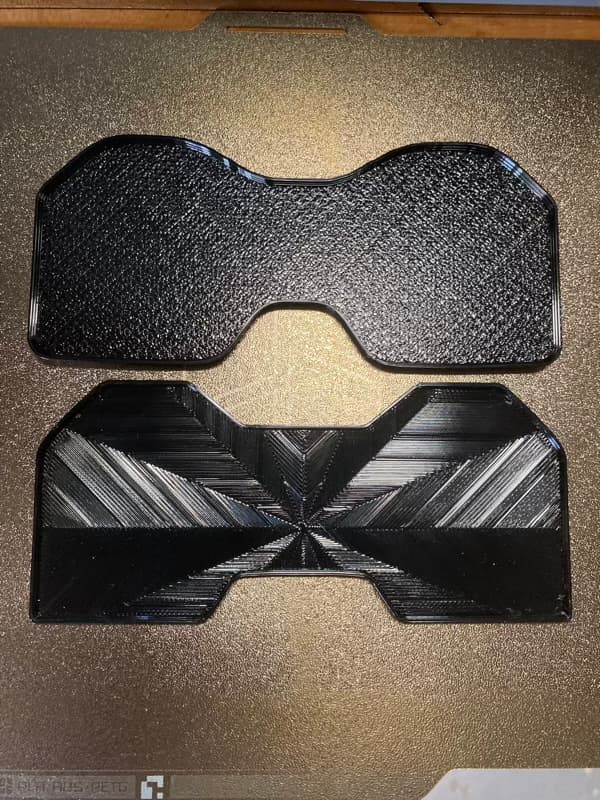Centre-Console Cup-Holder Insert Set — image 1 of 2