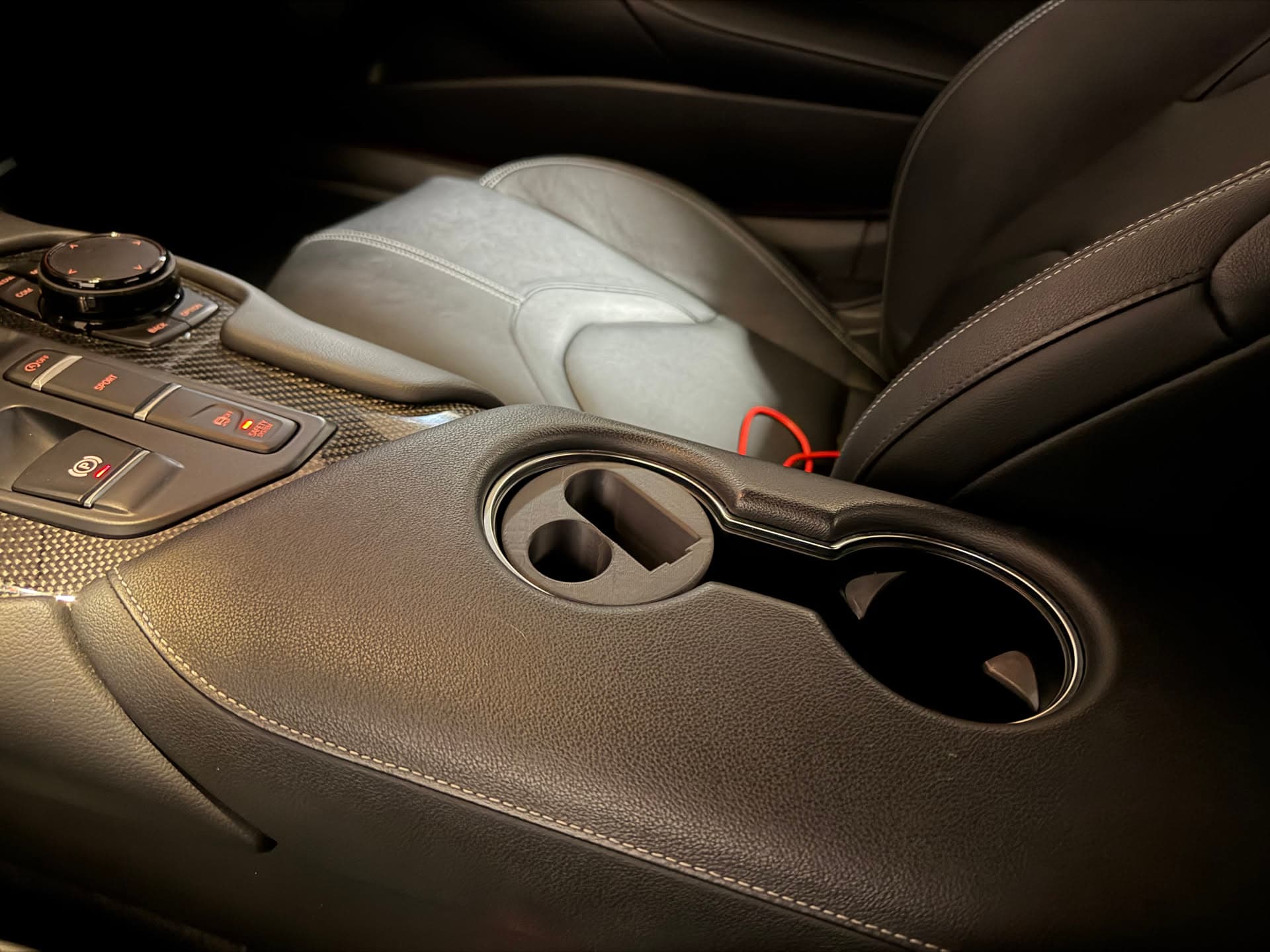 Centre-Console Cupholder Insert