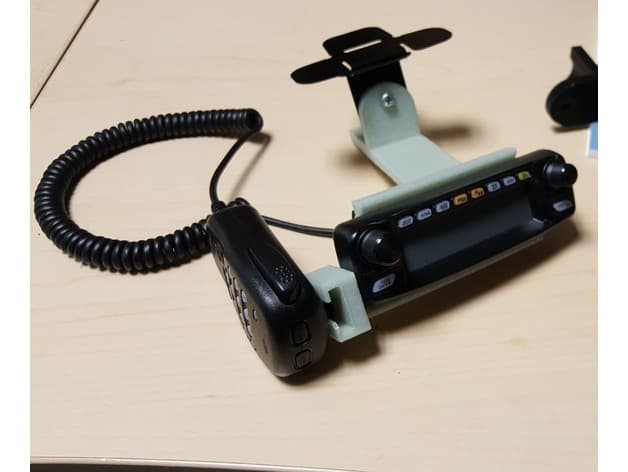 Centre-Console Radio Control-Head Mount